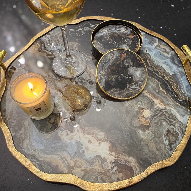 Trays & Tableware